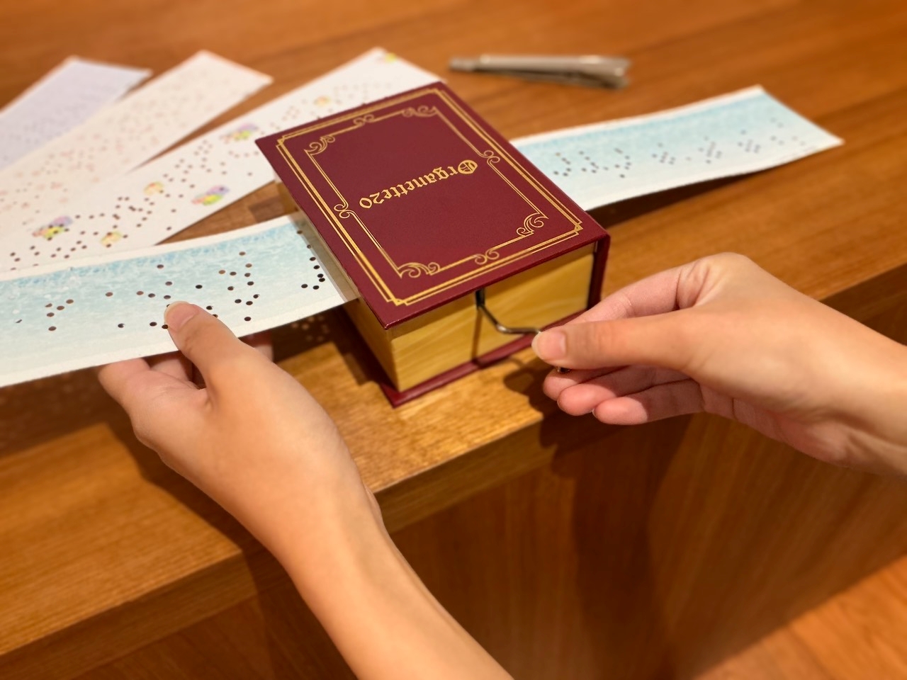 《特別企画》紙で音が鳴るの？！オルガニート体験コーナー 11/27(木) ～ 1/27(火)　　